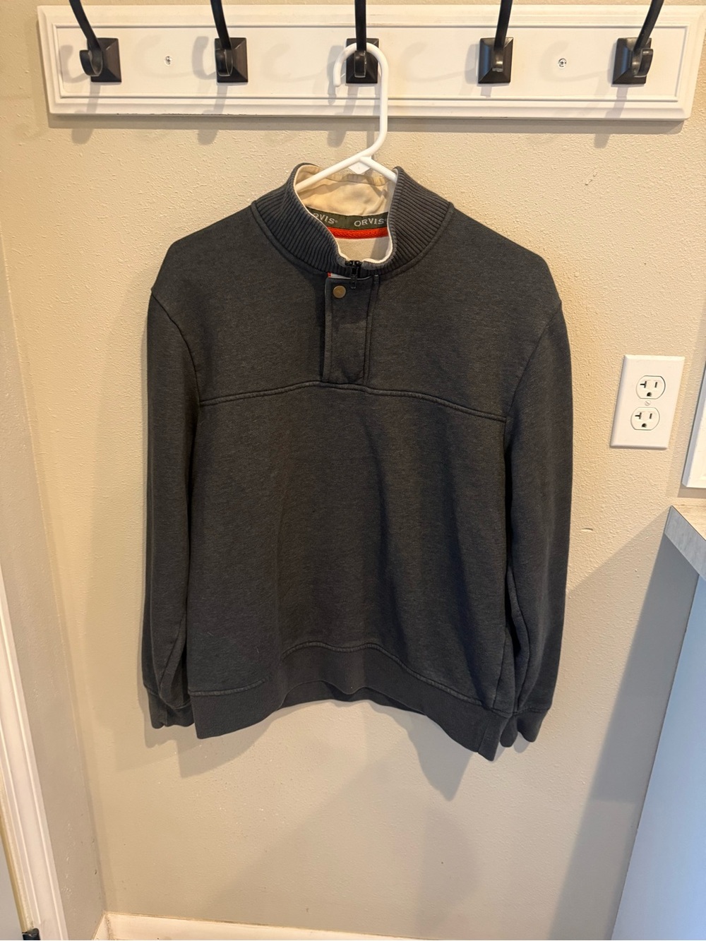 Orvis Men's Charcoal Button-Neck Sweatshirt